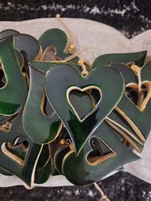 Cœur en bois laqué vert