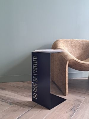 Bout de canapé - Table d'appoint en métal - Réf 055