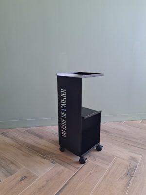 Chariot de vaccination pour une pharmacie